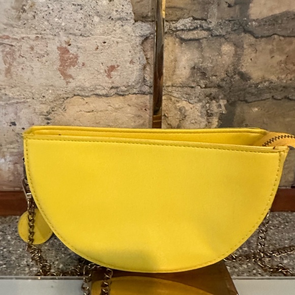 Lemon Purse with lemon slice embroidery bag tag with chain crossbody strap - Picture 4 of 10